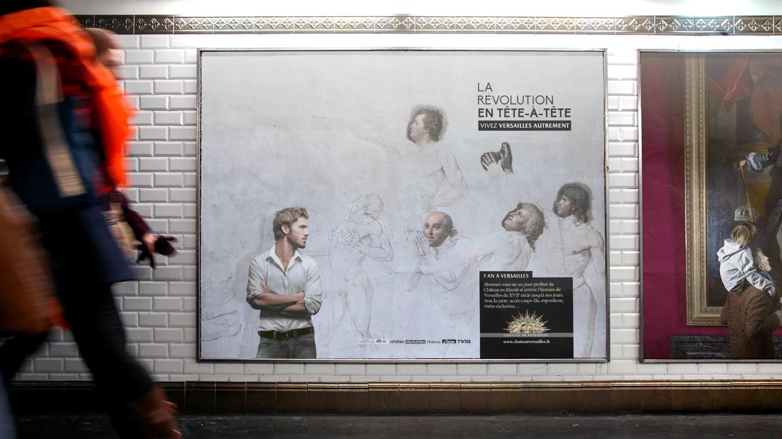 Château de Versailles, affiche « La Révolution en tête-à-tête » dans le métro